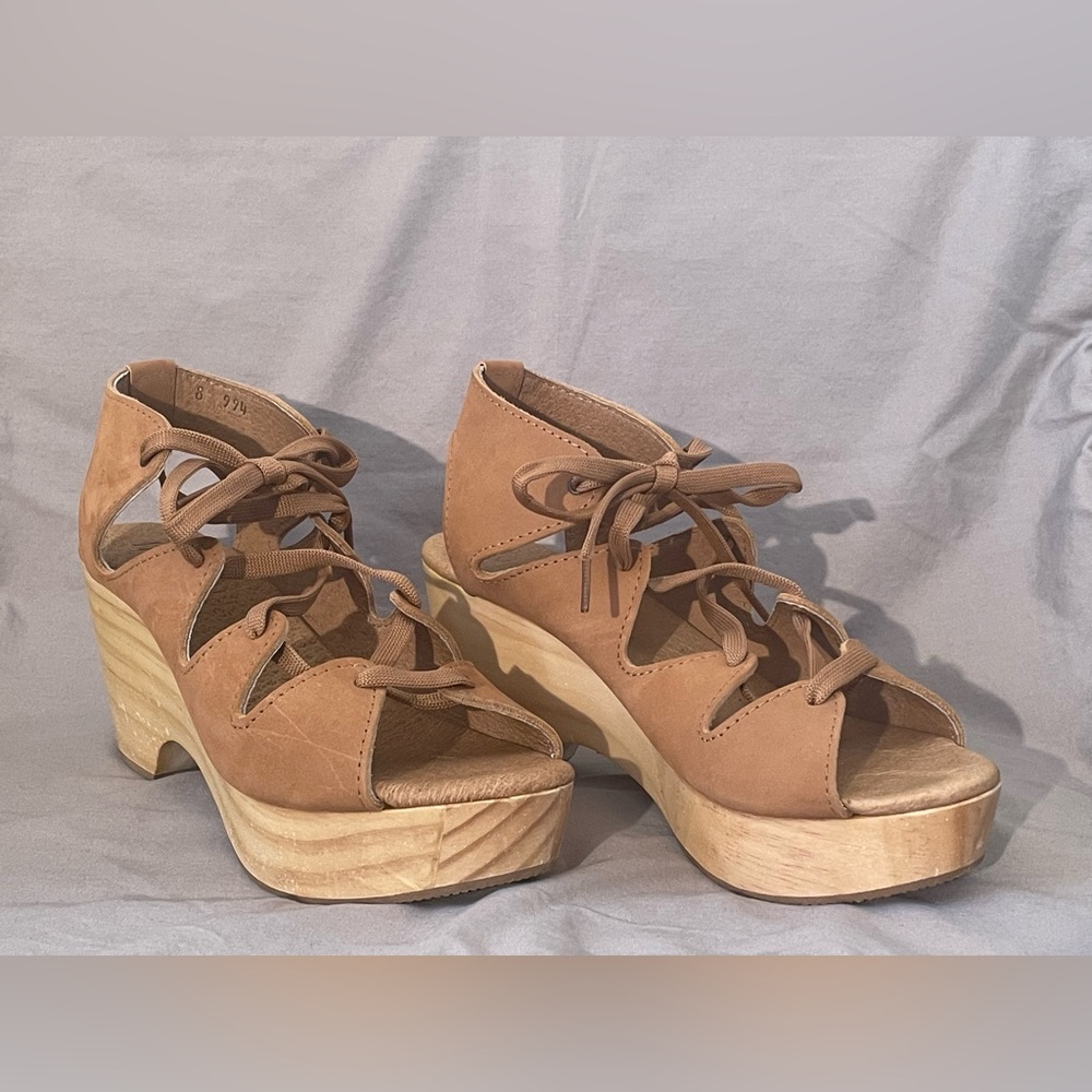 Cordani Zira Platform Sandal - Picture 3 of 7